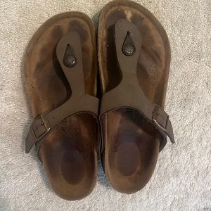Birkenstock Gently worn size 36 Gizeh Sandal